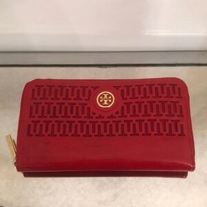 Tory Burch Zip Wallet - Red